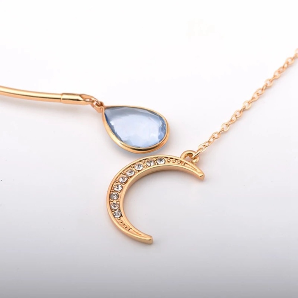 Beautiful Crystal Moon and Aquamarine Gold Choker Necklace - Picture 12 of 13